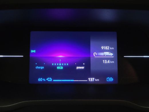 Renault Trafic E-Tech 52kWh L2/H1 Dubbele Cabine Elektrisch! ActivLease financial lease