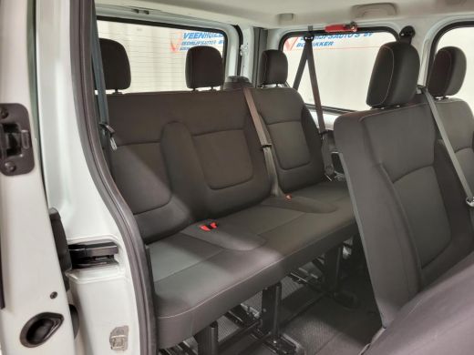 Renault Trafic Passenger 1.6dCi 8-Personenbus Excl. BTW / BPM vrij Euro 6! ActivLease financial lease