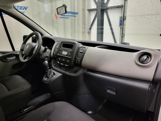 Renault Trafic Passenger 1.6dCi 8-Personenbus - Excl. BTW / BPM vrij Euro 6! ActivLease financial lease