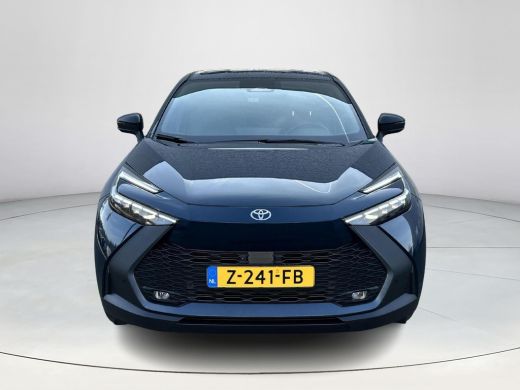 Toyota C-HR 2.0 Hybrid 200 First Edition ActivLease financial lease