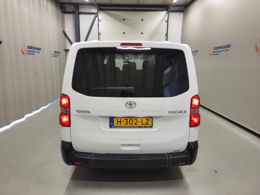 Toyota ProAce 1.5D Rolstoelbus 8-persoons Excl. BTW / BPM vrij Euro 6! ActivLease financial lease