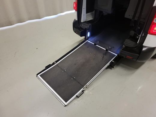 Toyota ProAce 1.5D Rolstoelbus 8-persoons Excl. BTW / BPM vrij Euro 6! ActivLease financial lease