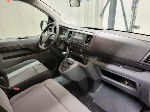 Toyota ProAce 1.5D Rolstoelbus 8-persoons Excl. BTW / BPM vrij Euro 6! ActivLease financial lease