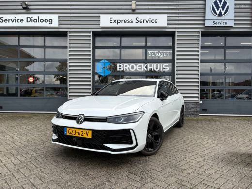 Volkswagen Passat Variant 1.5 eTSI R-Line Edition | Panoramadak | Eletrische A-klep | Head up Display | Stoel-Stuur... Volkswagen Passat Variant 1.5 eTSI R-Line Edition | Panoramadak | Eletrische A-klep | Head up Display | Stoel-Stuur...