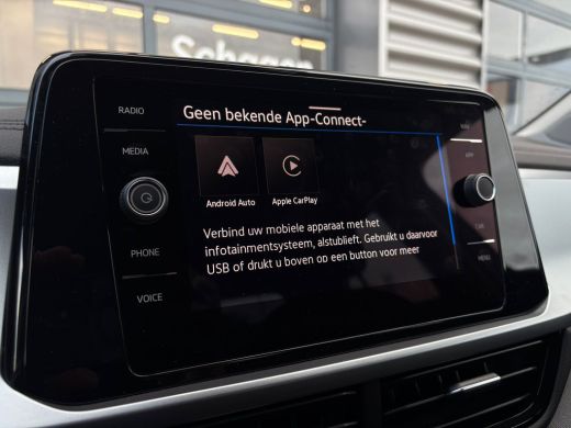 Volkswagen T-Roc 1.5 TSI 150 pk Life Edition 7-DSG | Achteruitrijcamera | Cruise control adaptief | Keyless entry/... ActivLease financial lease