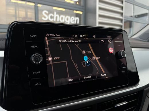 Volkswagen T-Roc 1.5 TSI 150 pk Life Edition 7-DSG | Achteruitrijcamera | Cruise control adaptief | Keyless entry/... ActivLease financial lease