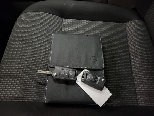 Volkswagen Transporter 2.0TDI 110pk L2/H1 2X Schuifdeur Euro 6! ActivLease financial lease