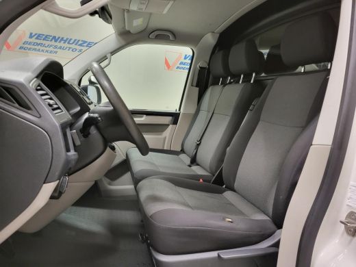 Volkswagen Transporter 2.0TDI 150pk L2/H1 Inrichting Euro 6! ActivLease financial lease