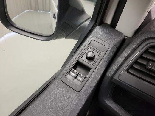 Volkswagen Transporter 2.0TDI 150pk L2/H1 Euro 6! ActivLease financial lease