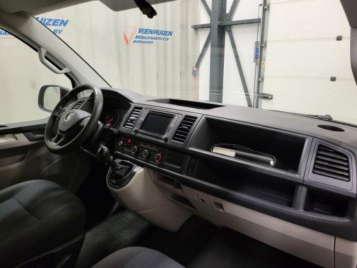 Volkswagen Transporter 2.0TDI L2/H1 Trekhaak Euro 6! ActivLease financial lease