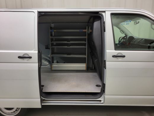 Volkswagen Transporter 2.0TDI Trekhaak Euro 6! ActivLease financial lease