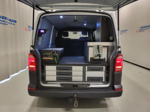 Volkswagen Transporter 2.0TSI 150pk L2/H1 Trekhaak Benzine! ActivLease financial lease