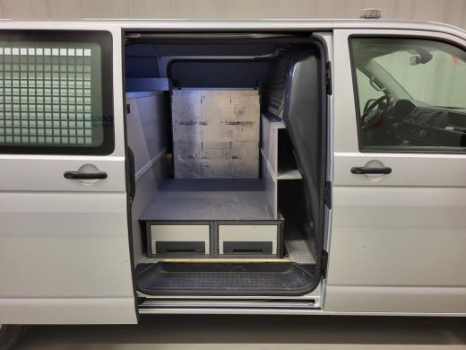 Volkswagen Transporter 2.0TSI 150pk L2/H1 Trekhaak Benzine! ActivLease financial lease