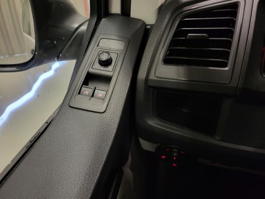 Volkswagen Transporter 2.0TSI 9-Personenbus - Excl. BTW / BPM vrij Benzine! ActivLease financial lease