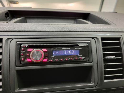 Volkswagen Transporter 2.0TSI 9-Personenbus - Excl. BTW / BPM vrij Benzine! ActivLease financial lease