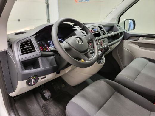 Volkswagen Transporter 2.0TSI 9-Personenbus - Excl. BTW / BPM vrij Benzine! ActivLease financial lease