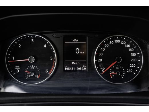 Volkswagen Transporter | L2H1 | LED | Camera | CarPlay | Navigatie | Cruise | Airco | PDC | Euro 6 ActivLease financial lease