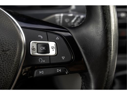 Volkswagen Transporter | L2H1 | LED | Camera | CarPlay | Navigatie | Cruise | Airco | PDC | Euro 6 ActivLease financial lease