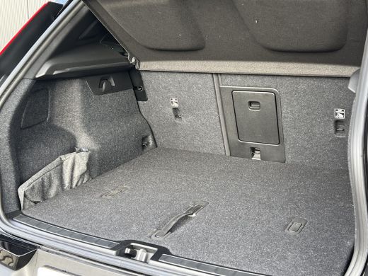 Volvo  EX40 Single Motor Extended Range Plus 82 kWh | BlackPack | Trekhaak | Pixel led | Sportstoelen | Keyle... ActivLease financial lease