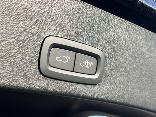 Volvo  EX40 Single Motor Extended Range Plus 82 kWh | BlackPack | Trekhaak | Pixel led | Sportstoelen | Keyle... ActivLease financial lease