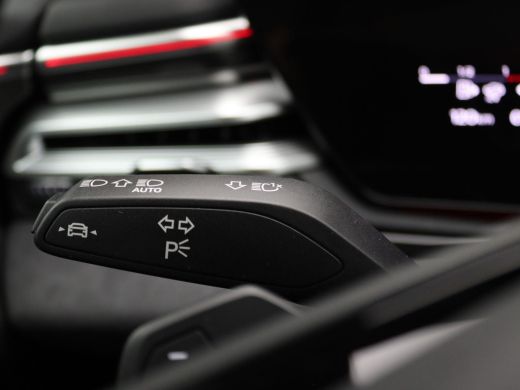 Audi A6 Avant 2.0 e-hybrid quattro S edition Competition 367 PK Sportstoelen plus, head-up, B&O sound, Lu... ActivLease financial lease