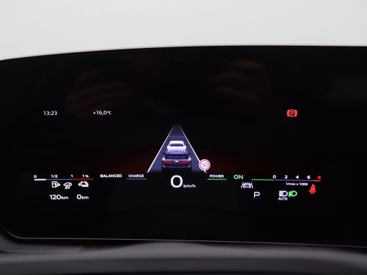 Audi A6 Avant 2.0 e-hybrid quattro S edition Competition 367 PK Sportstoelen plus, head-up, B&O sound, Lu... ActivLease financial lease