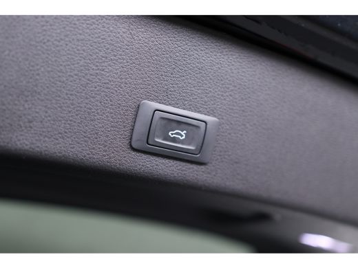 Audi e-tron 55 quattro Business edition 95 kWh | Camera | Virtual Cockpit | Stoelverwarming | Elektr Stoel | ... ActivLease financial lease