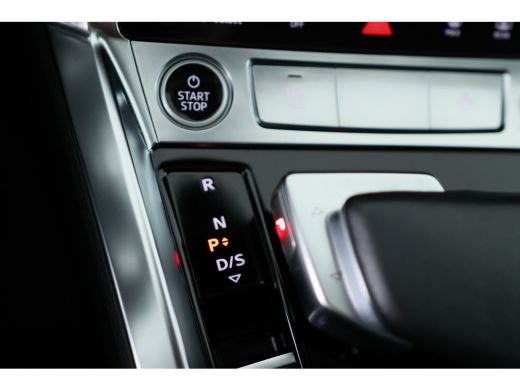 Audi e-tron 55 quattro Business edition 95 kWh | Camera | Virtual Cockpit | Stoelverwarming | Elektr Stoel | ... ActivLease financial lease