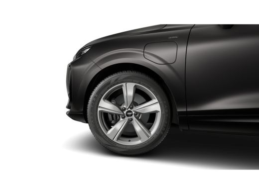 Audi Q3 S edition | Adaptive cruise control | Audi sound system | Climate pakket plus ActivLease financial lease