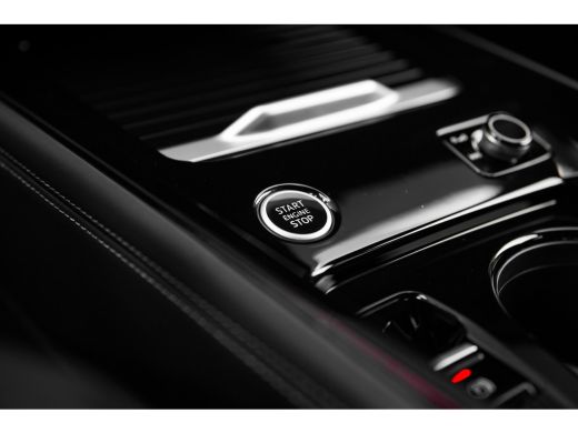 Audi Q3 S edition | Adaptive cruise control | Audi sound system | Cruise control ActivLease financial lease