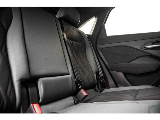 Audi Q3 S edition | Adaptive cruise control | Audi sound system | Cruise control ActivLease financial lease