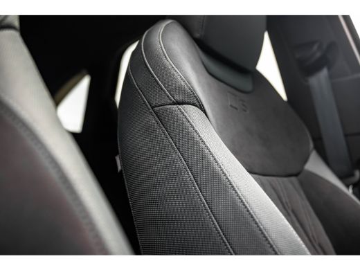 Audi Q3 S edition | Adaptive cruise control | Audi sound system | Cruise control ActivLease financial lease