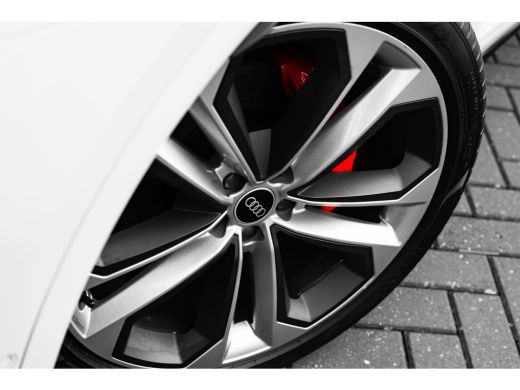 Audi Q5 Sportback 55 TFSI e S edition 367PK | Luchtvering | 360 Camera | Trekhaak | B&O Audio | Elek. sto... ActivLease financial lease