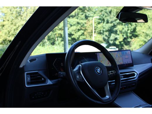 BMW 3 Serie 320e 204PK PHEV BUSINESS SPORT LEDER/CARPLAY/NIEUW-TYPE ActivLease financial lease