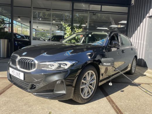 BMW 3 Serie 320e 204PK PHEV BUSINESS SPORT LEDER/CARPLAY/NIEUW-TYPE ActivLease financial lease