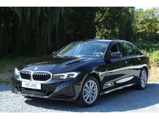 BMW 3 Serie 320e 204PK PHEV BUSINESS SPORT LEDER/CARPLAY/NIEUW-TYPE ActivLease financial lease