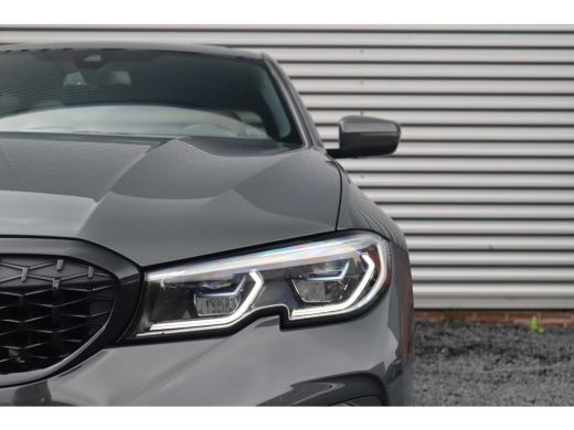 BMW 3 Serie 330i M-Sport Panorama / Harman Kardon / Laser / Leder / M Performance / ActivLease financial lease