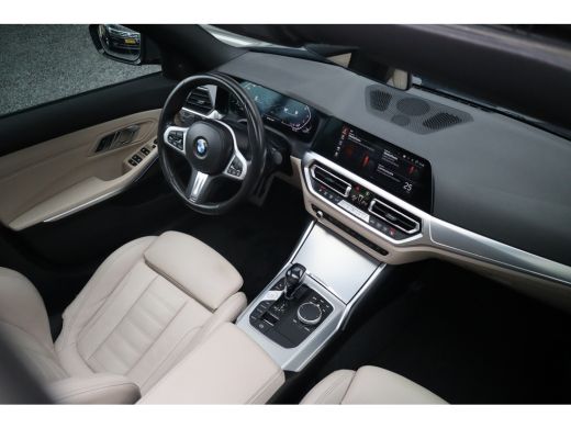 BMW 3 Serie 330i M-Sport Panorama / Harman Kardon / Laser / Leder / M Performance / ActivLease financial lease