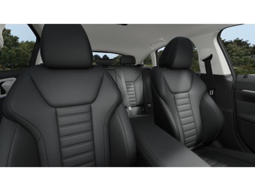 BMW i4 eDrive35 / Achteruitrijcamera / Stoelverwarming / Widescreen Display / Airconditioning / Active C... ActivLease financial lease