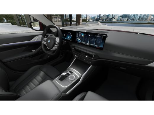 BMW i4 eDrive35 / Achteruitrijcamera / Stoelverwarming / Widescreen Display / Airconditioning / Active C... ActivLease financial lease