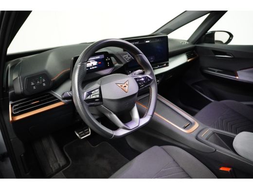 CUPRA Born Essential 62 kWh | Stoel-/stuurverwarming | Adaptive Cruise Control | Camera | Climate Control | ... ActivLease financial lease