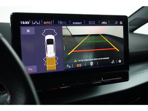 CUPRA Born Essential 62 kWh | Stoel-/stuurverwarming | Adaptive Cruise Control | Camera | Climate Control | ... ActivLease financial lease