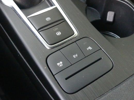 Ford Kuga 2.5 PHEV 225PK ST-Line | STOEL+STUUR+VOORRUITVERWARMING | CAMERA | 19'' LMV ActivLease financial lease