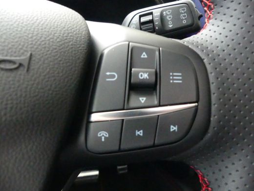 Ford Kuga 2.5 PHEV 243PK ST-Line X | PANORAMADAK | 19''LMV | ADAPTIVE CRUISE | DODEHOEKDETECTIE | STOEL+STU... ActivLease financial lease