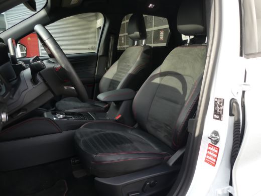 Ford Kuga 2.5 PHEV ST-Line X | ADAPTIVE CRUISE | DODEHOEKDETECTIE | STOEL+STUUR+VOORRUITVERWARMING | CAMERA... ActivLease financial lease