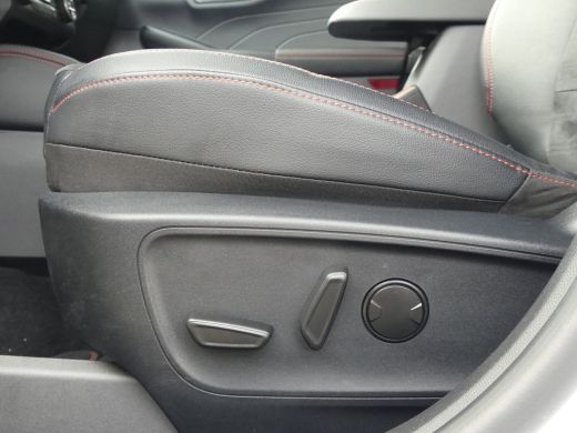 Ford Kuga 2.5 PHEV ST-Line X | ADAPTIVE CRUISE | DODEHOEKDETECTIE | STOEL+STUUR+VOORRUITVERWARMING | CAMERA... ActivLease financial lease