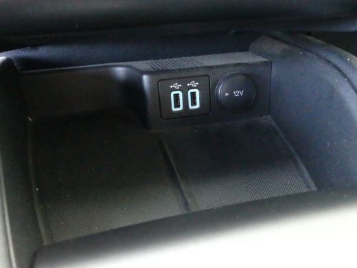 Ford Kuga 2.5 PHEV ST-Line X | ADAPTIVE CRUISE | DODEHOEKDETECTIE | STOEL+STUUR+VOORRUITVERWARMING | ELEKTR... ActivLease financial lease