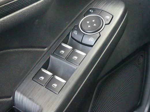 Ford Kuga 2.5 PHEV ST-Line X | ADAPTIVE CRUISE | DODEHOEKDETECTIE | STOEL+STUUR+VOORRUITVERWARMING | ELEKTR... ActivLease financial lease