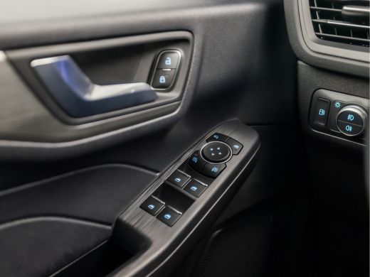 Ford Kuga 2.5 PHEV Titanium Sport 225Pk Automaat (VIRTUAL COCKPIT, APPLE CARPLAY, GROOT NAVI, CAMERA, STOEL... ActivLease financial lease