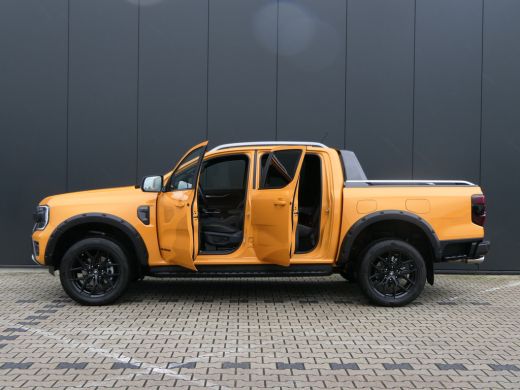 Ford Ranger 2.3 Wildtrak Double Cab PHEV | Custom RVS uitlaat | 20'' | Wielkastverbreders | Camera | Adaptive... ActivLease financial lease